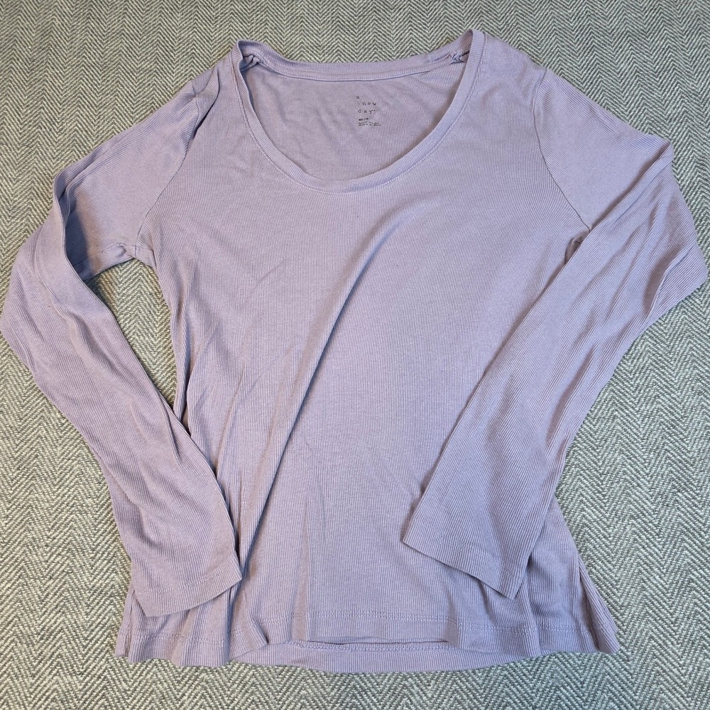 A New Day Womens Medium Purple Ribbed Long Sleeve Scoop Neck Top Lavender